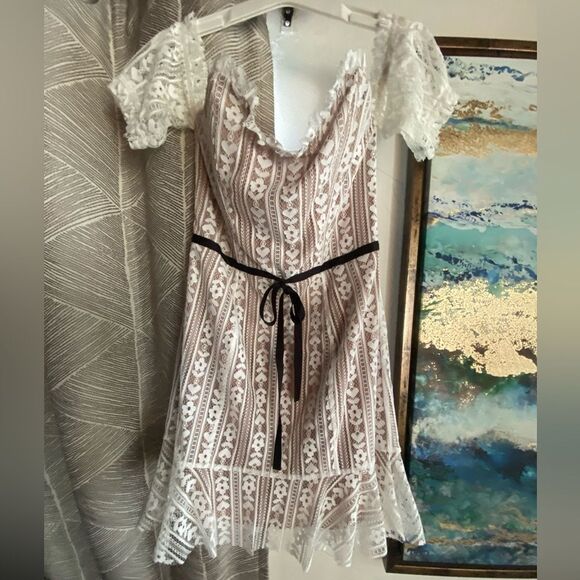 For Love & Lemons Womens Size M Dakota Mini Dress Lace Belt Black NWT - Picture 5 of 16